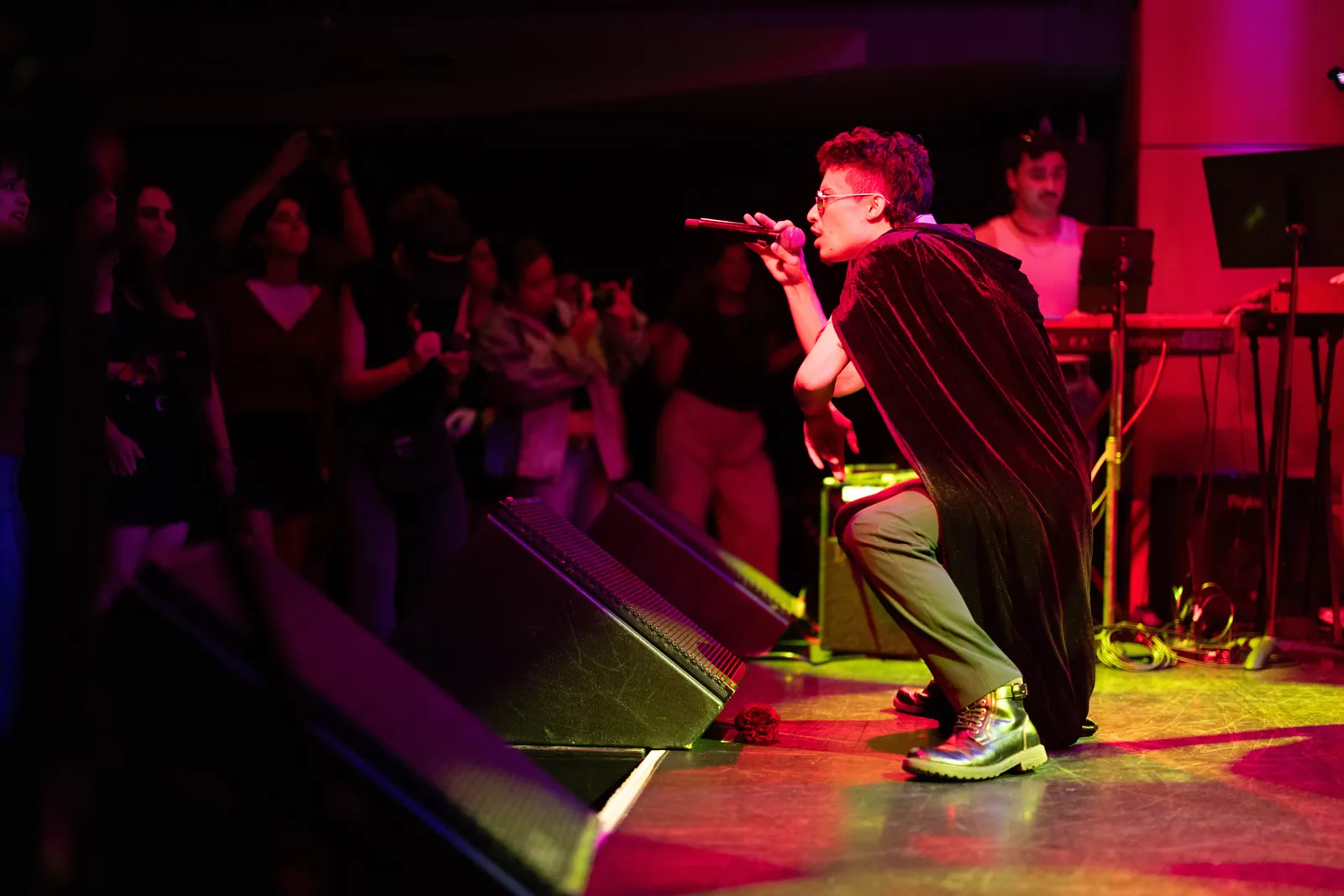 Hits & Heat: Throwing It Back — live show