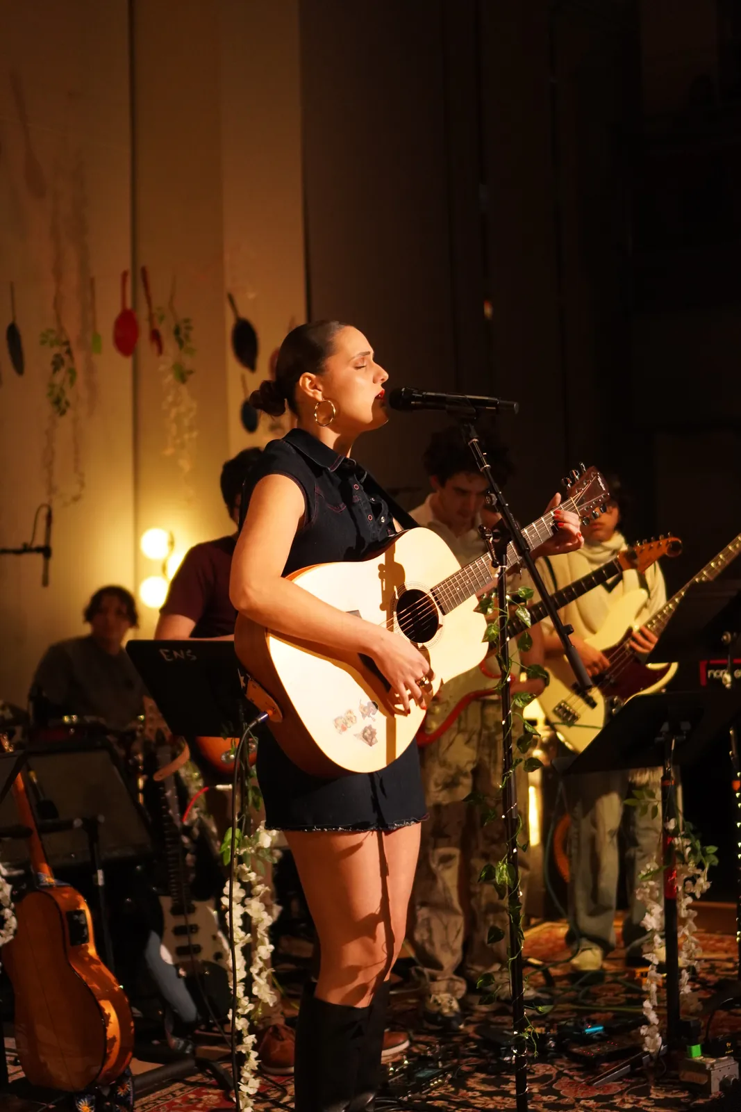 Tiny CAF — live show